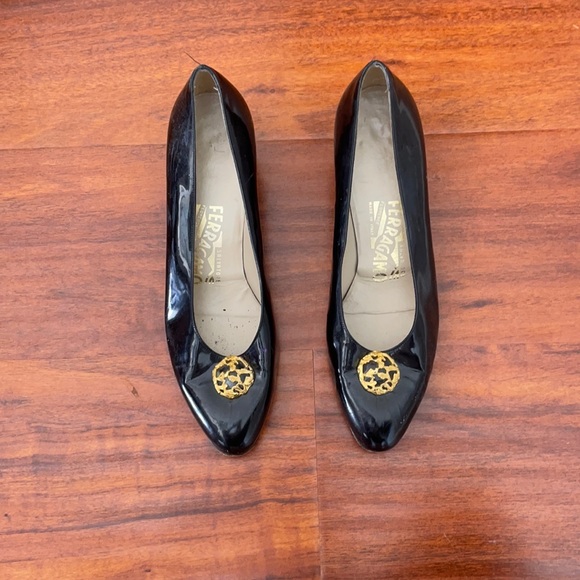 Salvatore Ferragamo Shoes - Women’s Ferragamo black heels. Size 8.5
